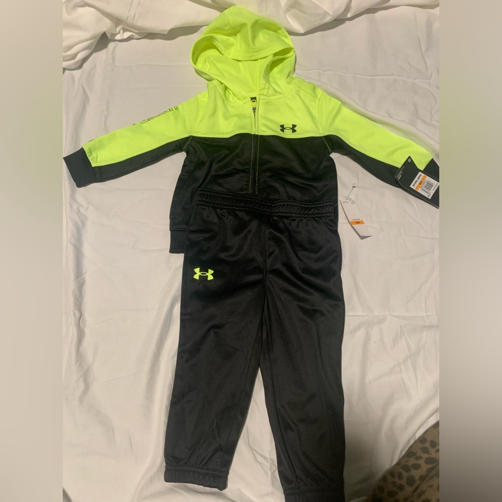 Under Armour Kids' Neon Yellow and Black Jogger Set